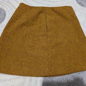 Elegant Mustard Skirt